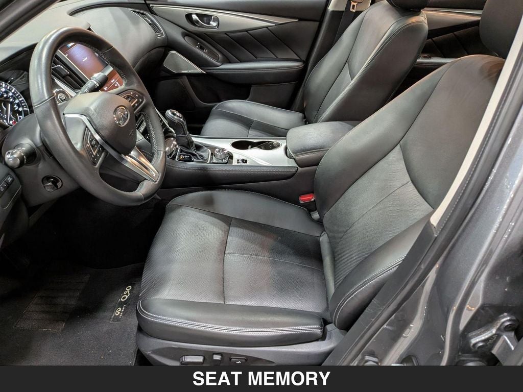 2023 INFINITI Q50 LUXE