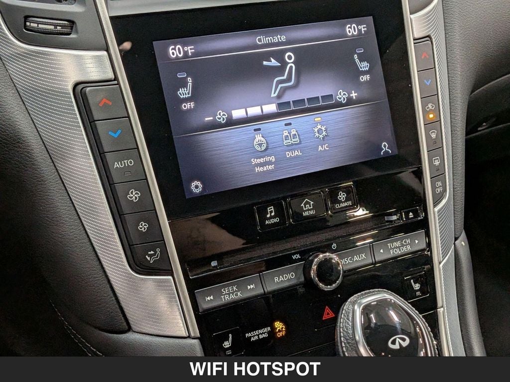 2023 INFINITI Q50 LUXE