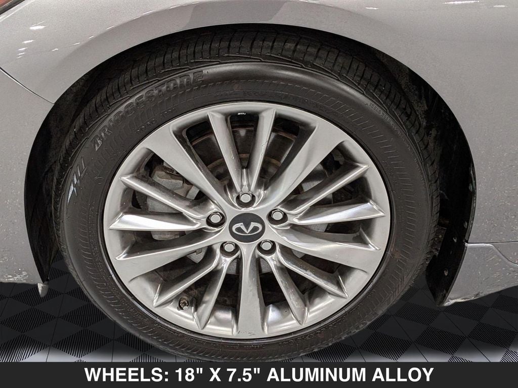 2023 INFINITI Q50 LUXE