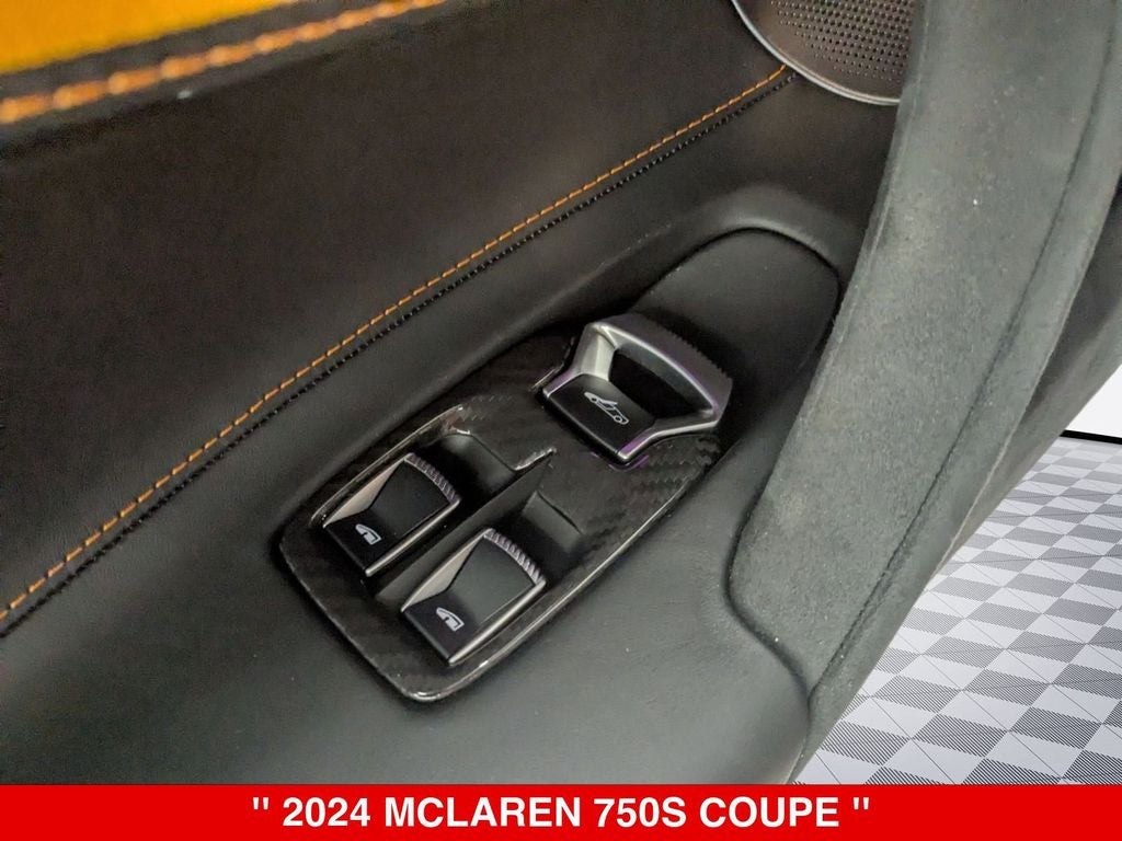 2024 McLaren 750S Coupe