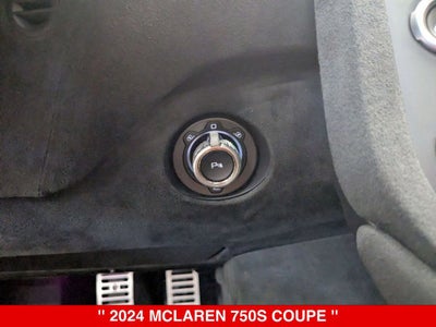 2024 McLaren 750S Coupe