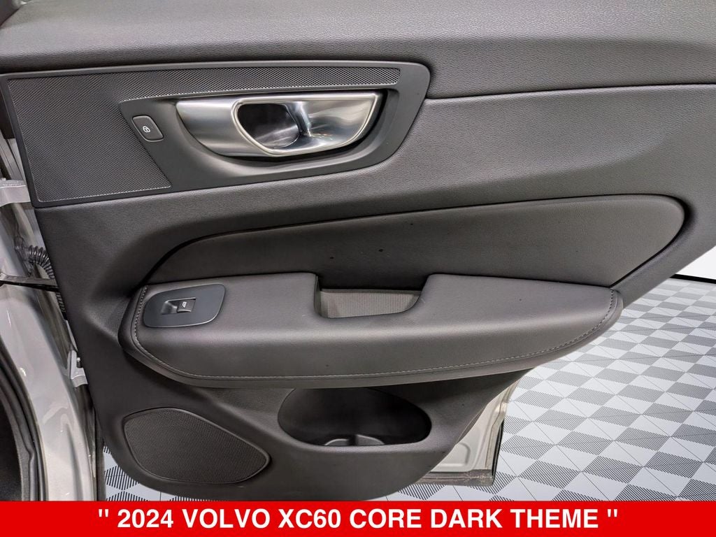 2024 Volvo XC60 B5 Core Dark Theme