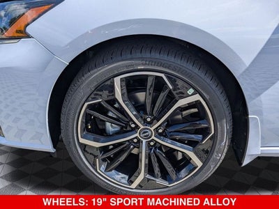 2025 Nissan Altima SR