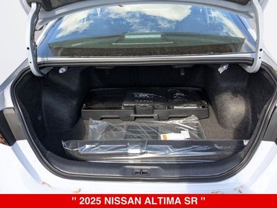 2025 Nissan Altima SR