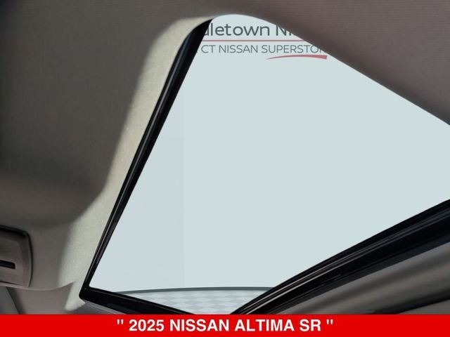 2025 Nissan Altima SR