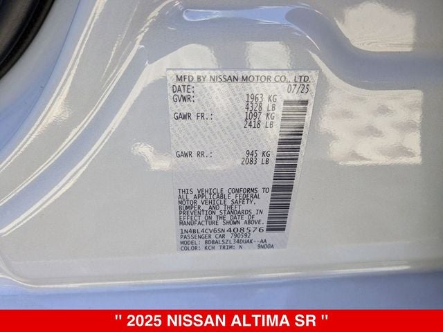 2025 Nissan Altima SR