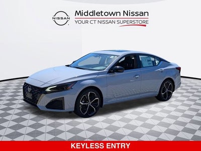 2025 Nissan Altima SR