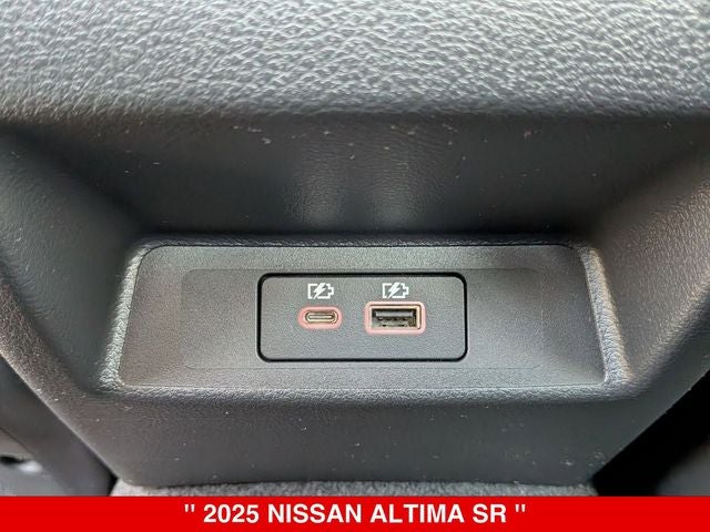 2025 Nissan Altima SR