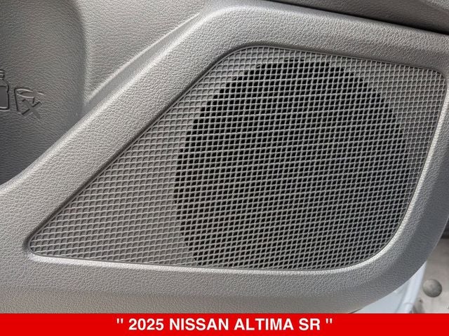 2025 Nissan Altima SR