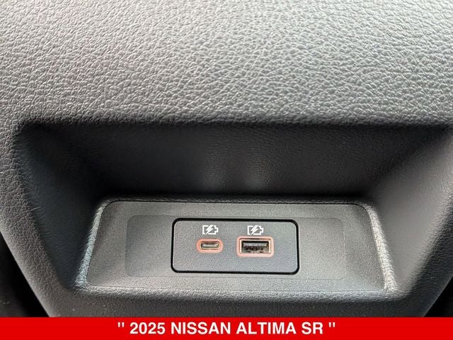 2025 Nissan Altima SR