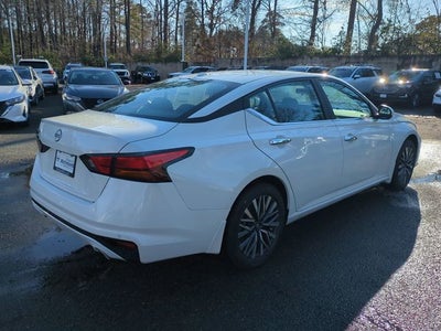 2025 Nissan Altima SV