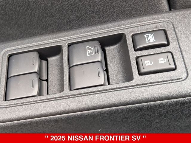 2025 Nissan Frontier Crew Cab SV
