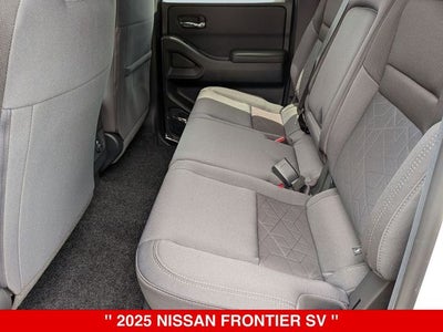 2025 Nissan Frontier Crew Cab SV
