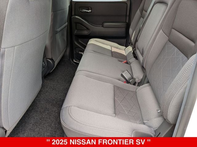 2025 Nissan Frontier Crew Cab SV
