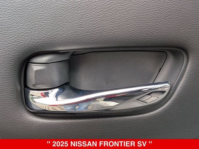 2025 Nissan Frontier Crew Cab SV