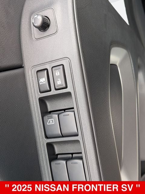 2025 Nissan Frontier Crew Cab SV