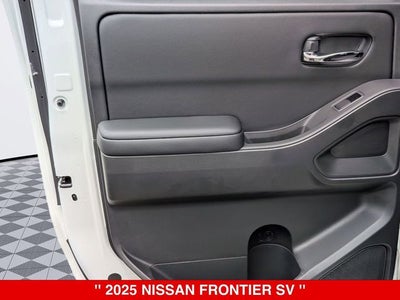 2025 Nissan Frontier Crew Cab SV