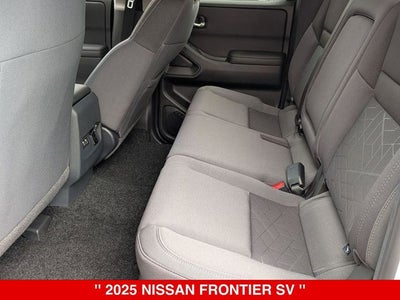 2025 Nissan Frontier Crew Cab SV