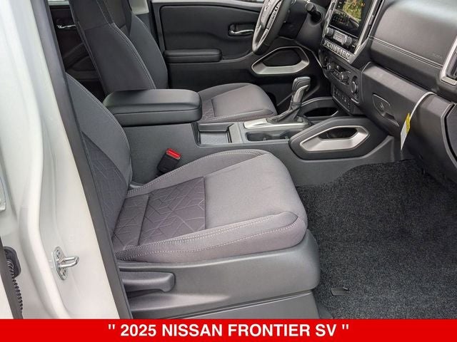 2025 Nissan Frontier Crew Cab SV