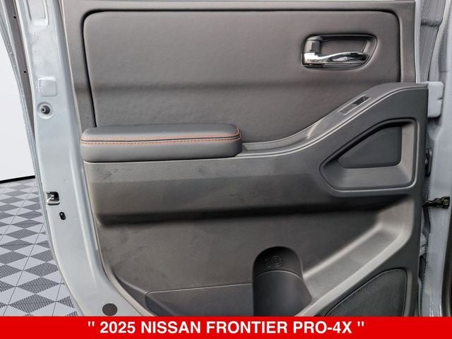 2025 Nissan Frontier Crew Cab PRO-4X® Long Bed