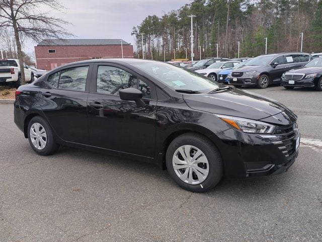 2025 Nissan Versa 1.6 S