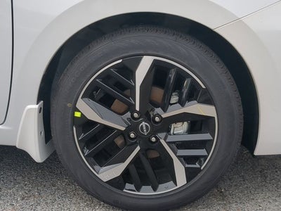 2025 Nissan Versa 1.6 SR