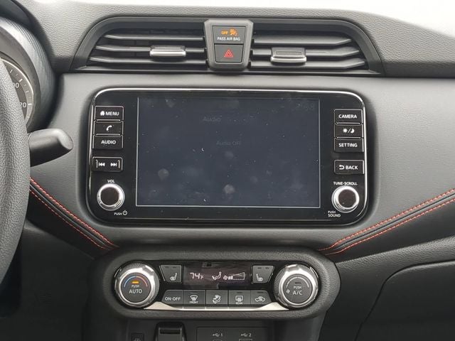 2025 Nissan Versa 1.6 SR