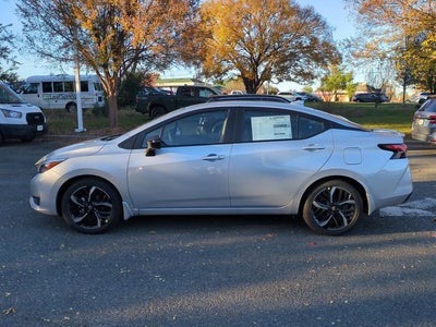 2025 Nissan Versa 1.6 SR
