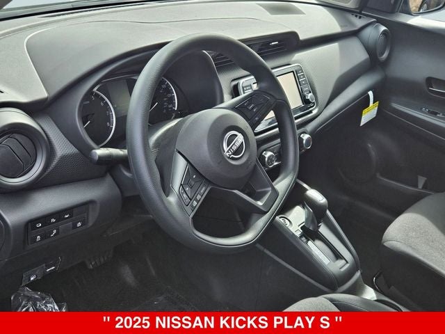 2025 Nissan Kicks Play S
