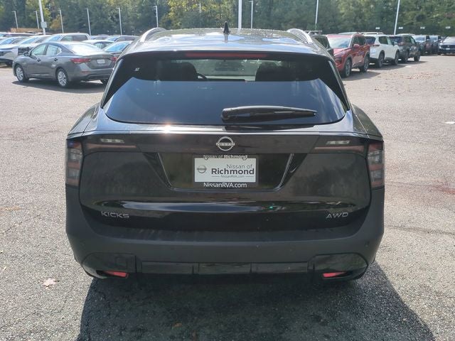 2025 Nissan Kicks SV