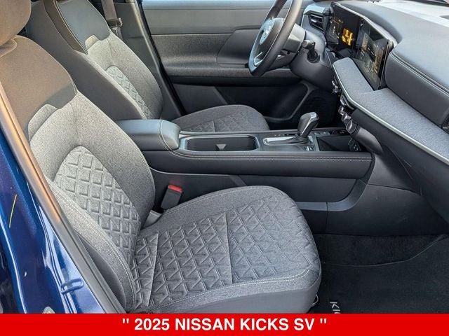 2025 Nissan Kicks SV