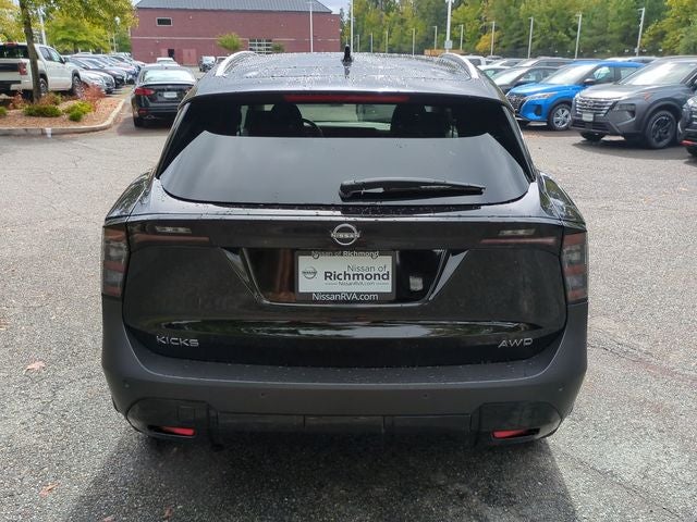 2025 Nissan Kicks SV