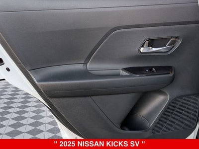 2025 Nissan Kicks SV