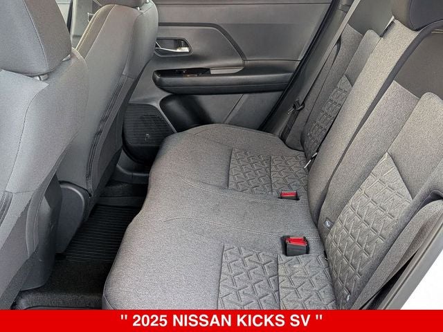 2025 Nissan Kicks SV