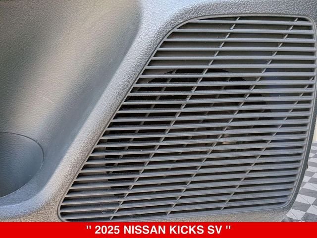 2025 Nissan Kicks SV