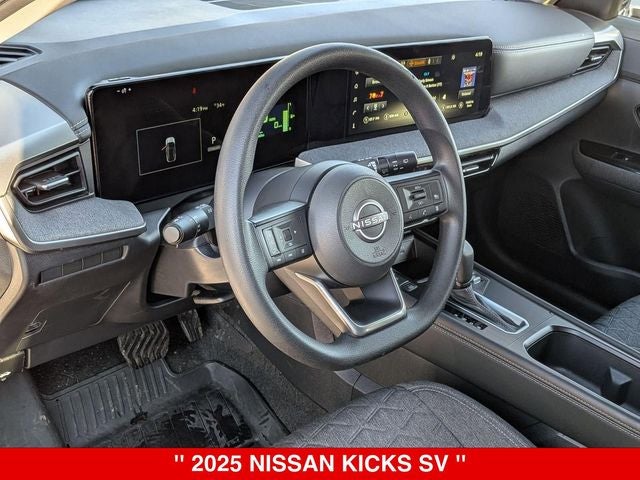 2025 Nissan Kicks SV