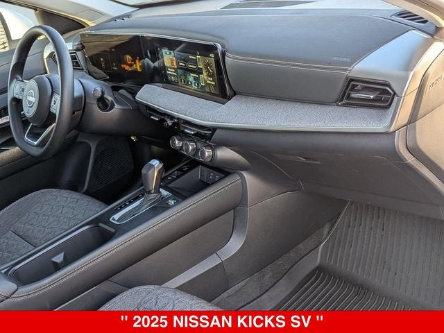 2025 Nissan Kicks SV