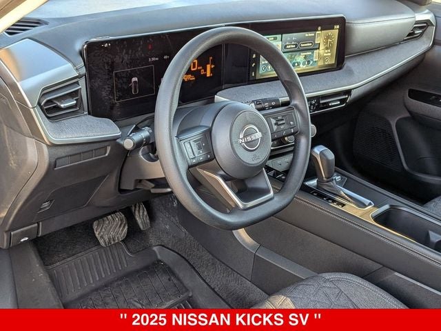 2025 Nissan Kicks SV