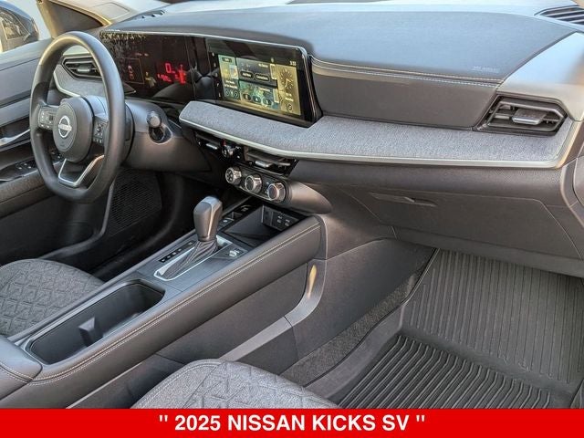 2025 Nissan Kicks SV
