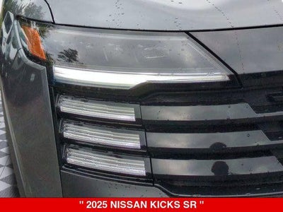 2025 Nissan Kicks SR