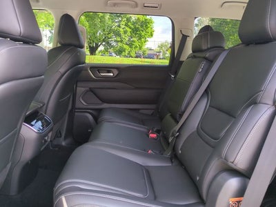 2025 Nissan Armada SV