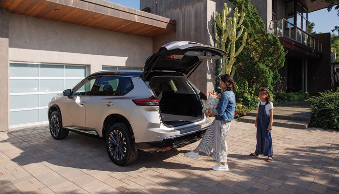 Danbury Nissan in Danbury CT